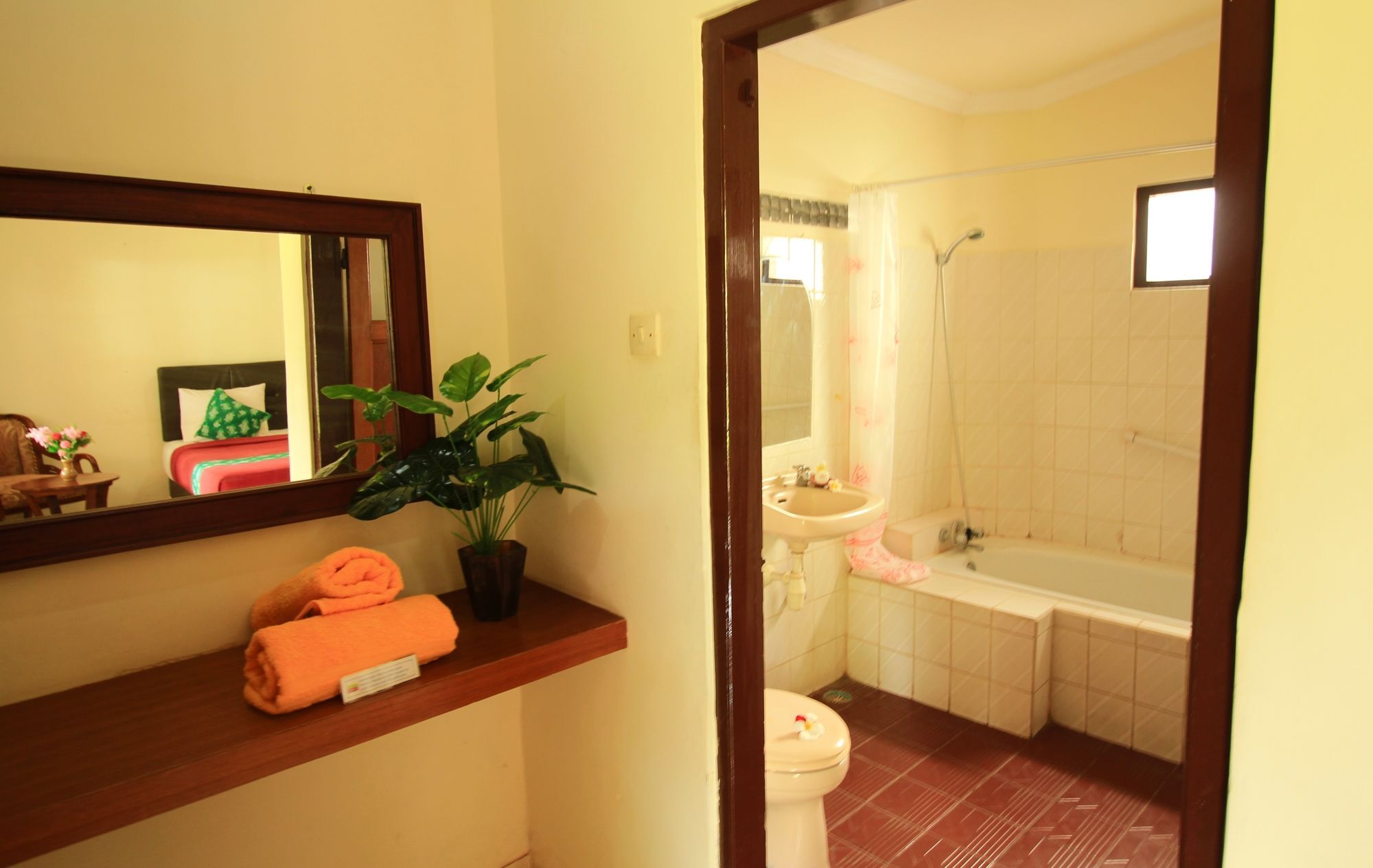 Pabean Buleleng Lovina Beach Hotel מראה חיצוני תמונה
